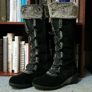 Khombu Kyra Lace Boots